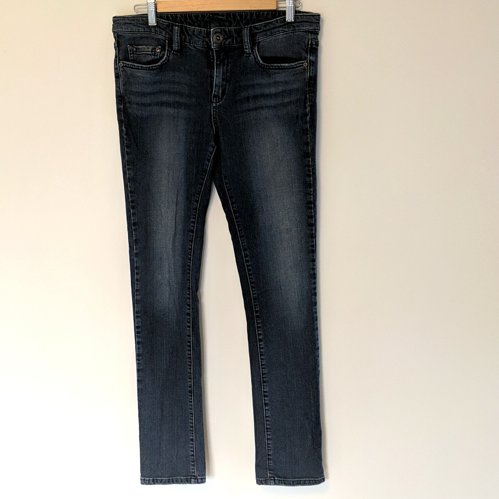 BCBG MaxAzria Straight leg jean size 30